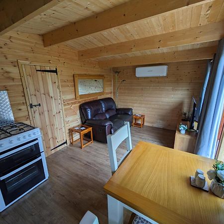 Cosy Cabin Stock Екстер'єр фото